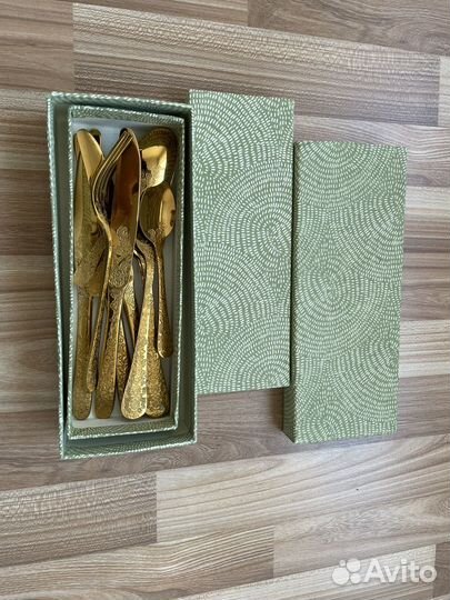 Набор ложки, вилки и ножи