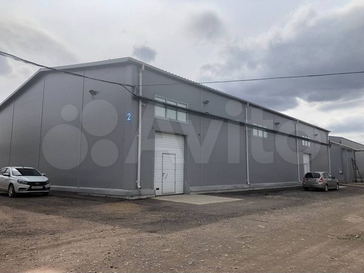 Коммерческая (660 м.кв)