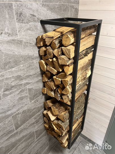 Дровник металлический настенный