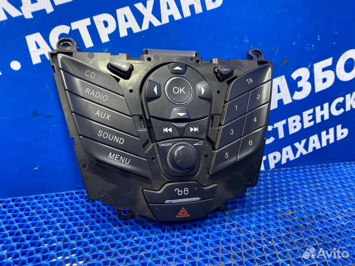 Панель управления магнитолой Ford Focus 3 седан