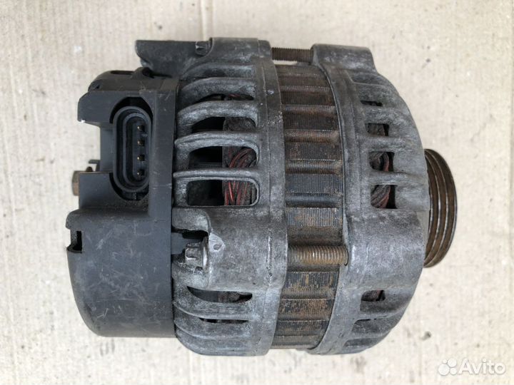 Генератор Рено Клио 2. 1,2 бензин