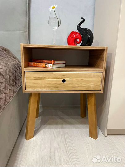 Тумбочка для комнаты