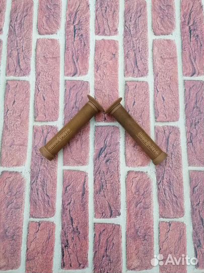 Грипсы Vans. Грипсы ODI