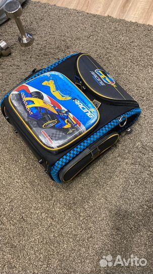 Портфель для детеныша с ортопедической спинкой