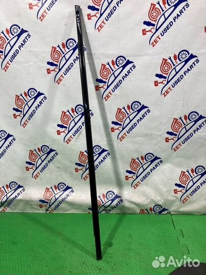 Молдинг стекла задний правый Acura Mdx YD2 J37A1