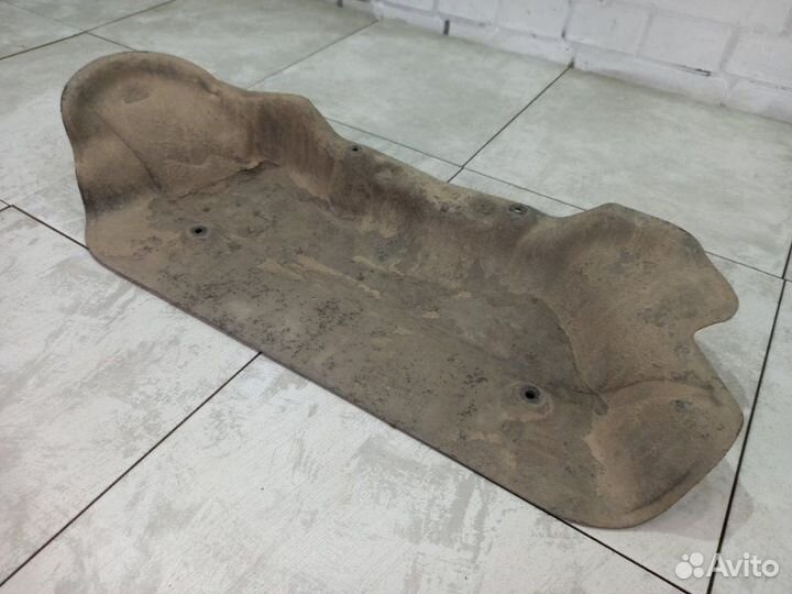 Пыльник пневмокомпрессора Audi A8 D4 4.2 FSI 2012