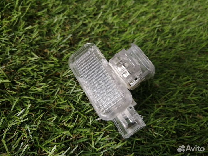 Плафон Audi A6 C6