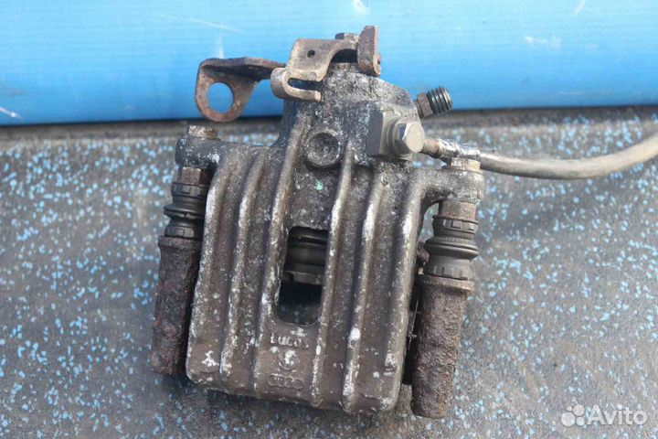 Суппорт Volkswagen Golf (Фольксваген Гольф) Mk4 1J