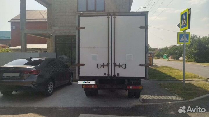 ГАЗ ГАЗель 3302 2.7 МТ, 2011, 250 000 км