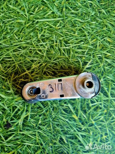 Ручка стеклоподъмника задняя правая для Ауди А4 Б5