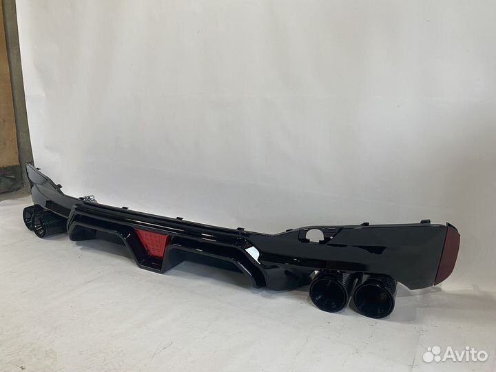 Диффузорсо стопом BMW G30 рестайлинг