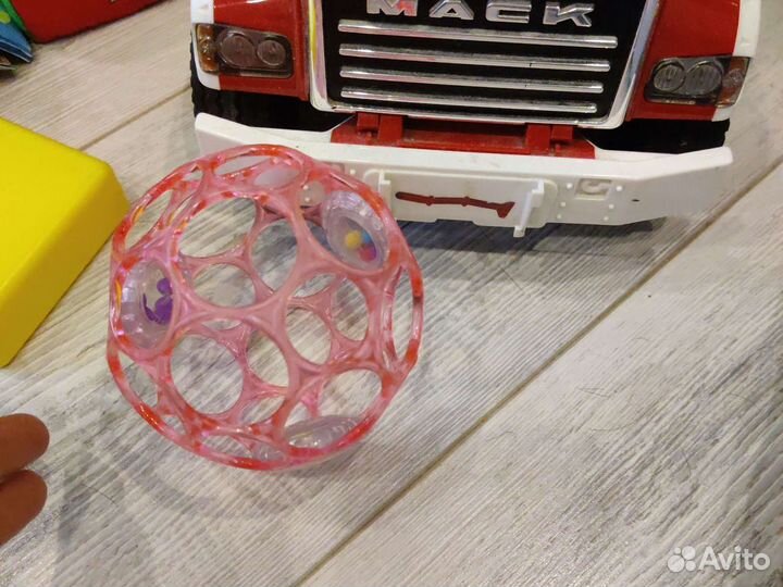 Детские развивающие игрушки