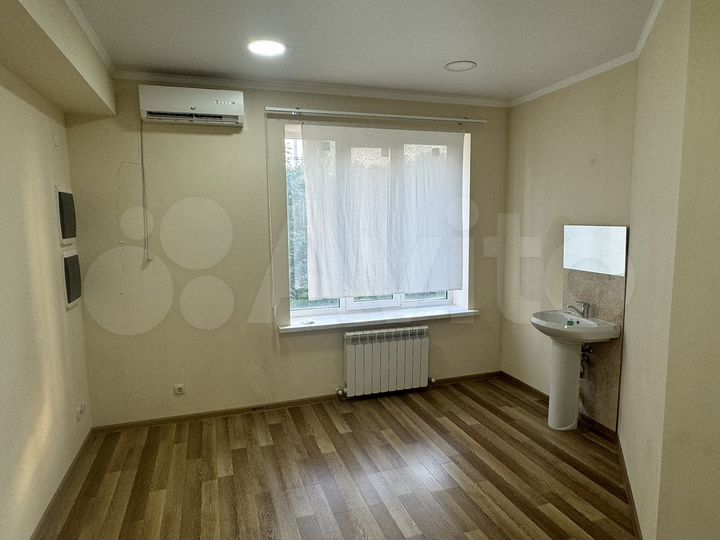 Офис, 12 м²