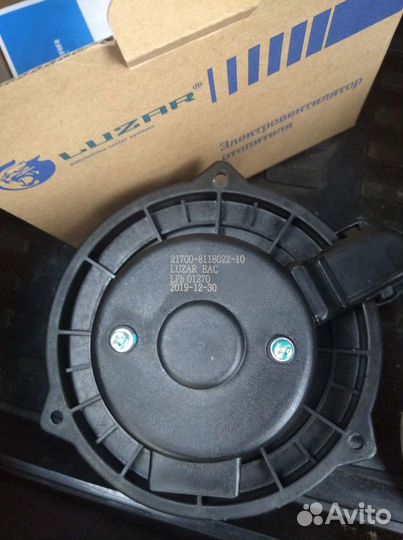 Вентилятор отопителя luzar lfh01270 granta/datsun