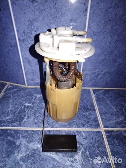 Бензонасос на priora 16 кл
