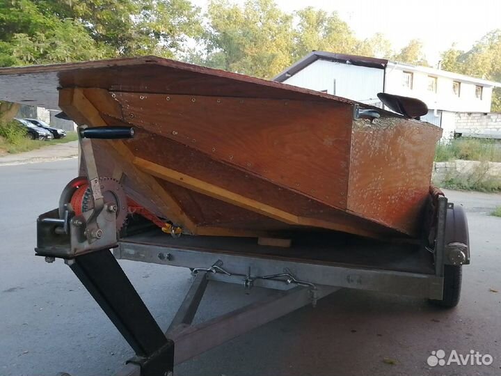 Лодка самодельная (судно индивидуальной постройки)