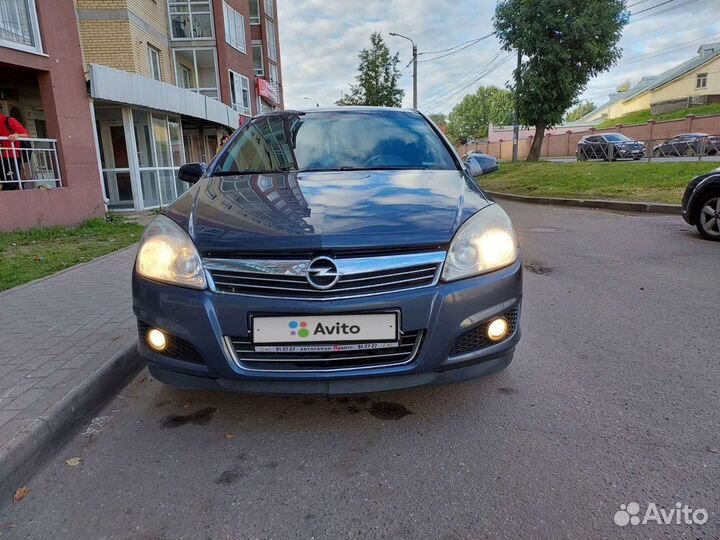 Opel Astra 1.6 МТ, 2008, 199 000 км