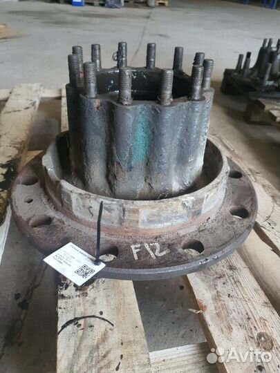 Ступица задняя правая Volvo F 1986 1623547