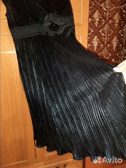 Вечернее платье 46 размера черное