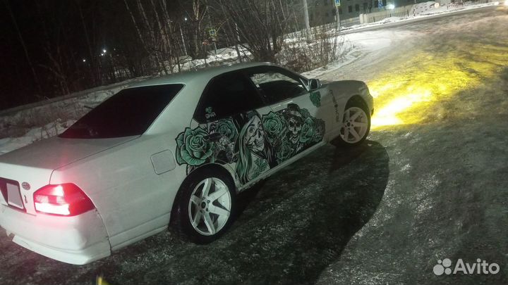 Nissan Laurel 2.5 AT, 2001, 173 850 км