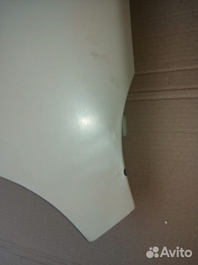 Крыло переднее белое Honda accord 8