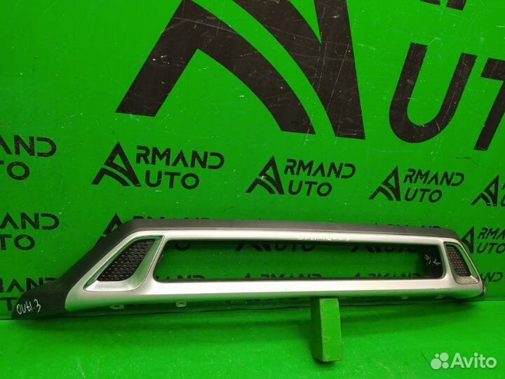 Накладка бампера передняя Mitsubishi Outlander 3