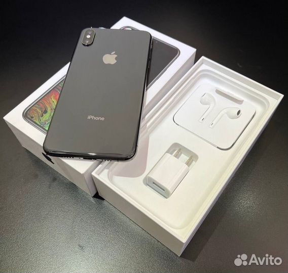 iPhone Xs Max, 64 ГБ