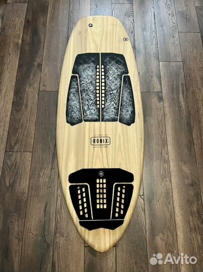 Вейксерф Ским Ronix