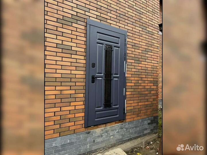 Входная дверь Амира 3К Эмаль RAL 7024