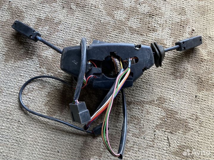 Подрулевой переключатель поворотов, света, стеклоо