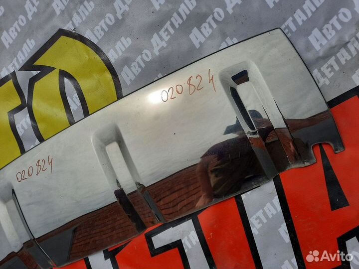 Накладка переднего бампера Land Rover Discovery 16