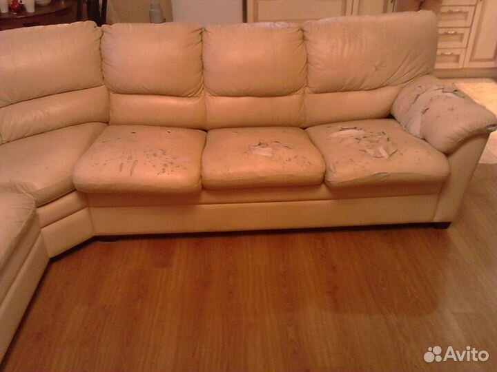 Перетяжка мягкой мебели