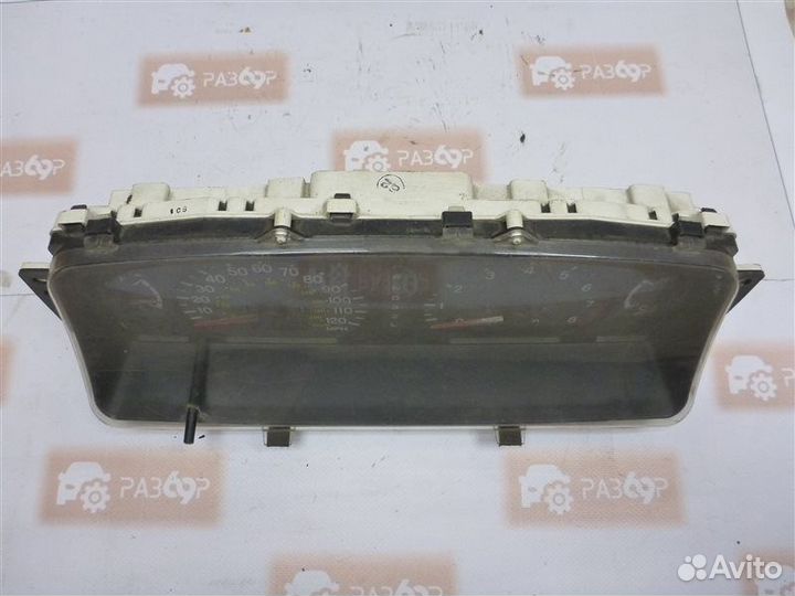 Панель приборов Mitsubishi Montero Sport K90 6G72