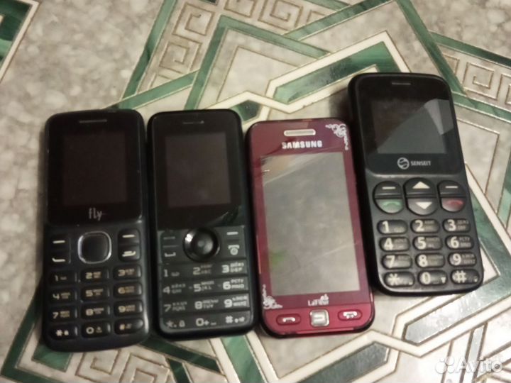 Samsung B3410
