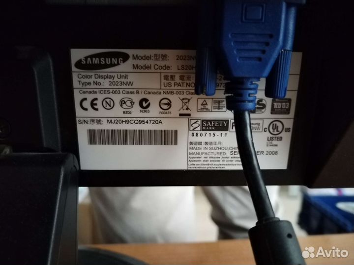 Монитор Samsung