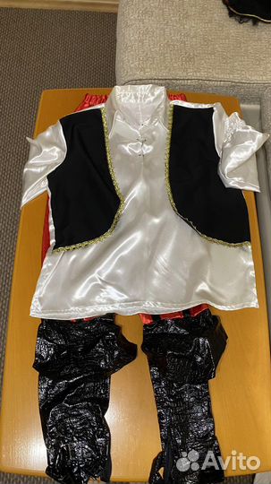 Костюмы пират и пиратка