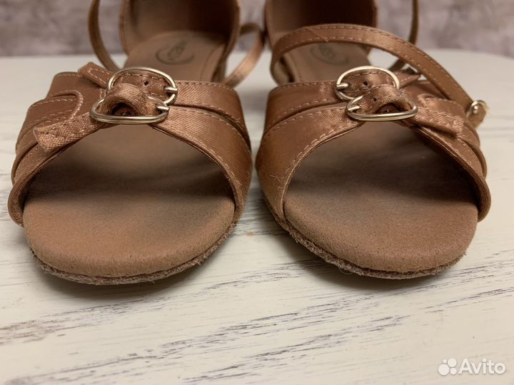 Туфли босоножки для танцев 34