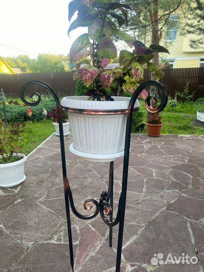 Подставка для цветов