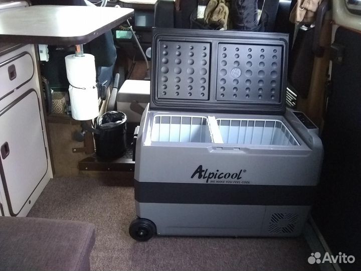 Автомобильный холодильник