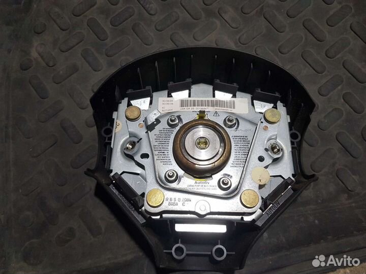 Подушка безопасности руля Peugeot 206