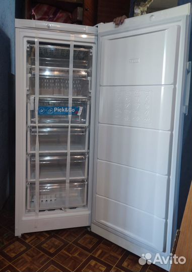 Морозильная камера indesit idu 0150