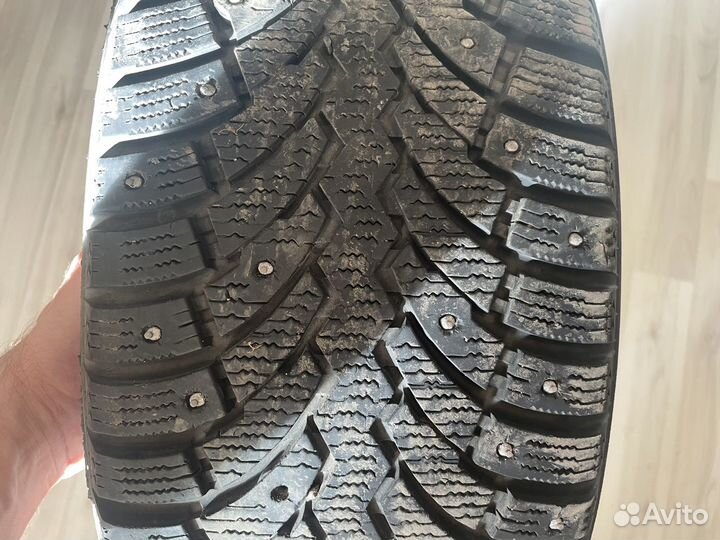 Pirelli Formula Ice 215/55 R16 97T