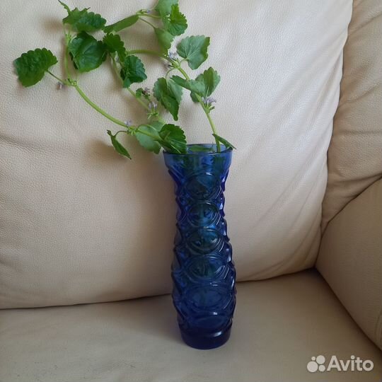 Ваза для цветов цветное стекло гутное СССР
