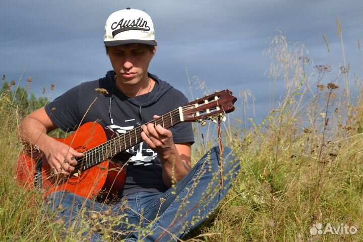 Обучение игре на гитаре на дому