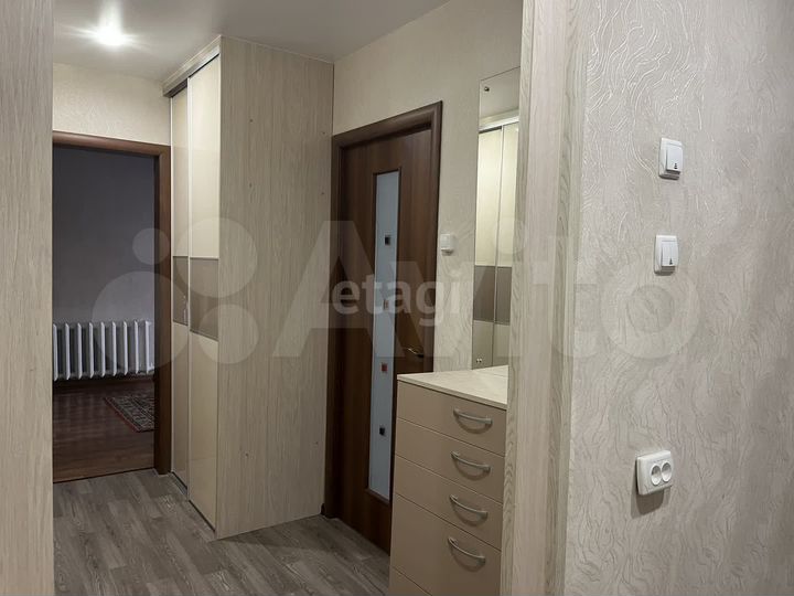 3-к. квартира, 63 м², 1/10 эт.