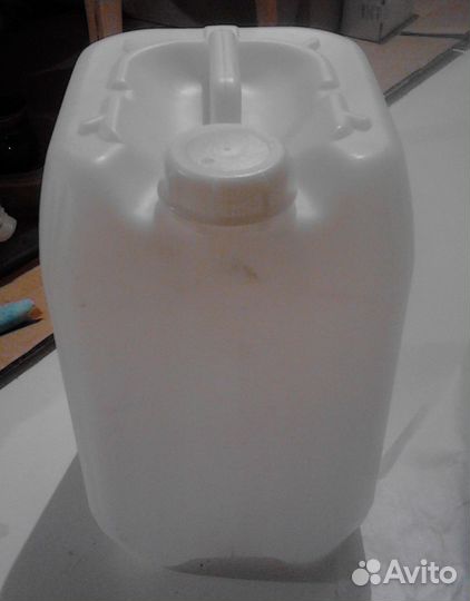 Канистры 10 литров пластиковая чистая