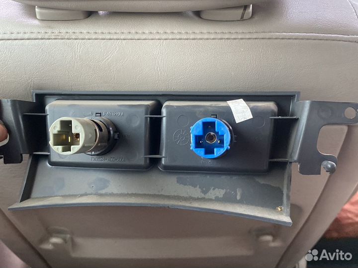 Прикуриватель chrysler pacifica