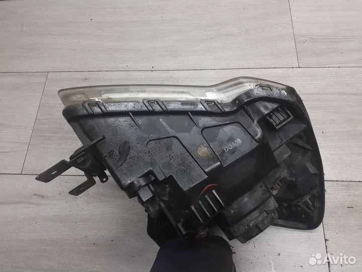 Фара левая Kia Sportage 2