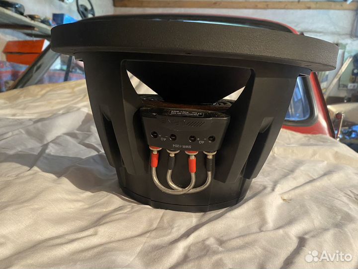 Сабы Alpine SWR12D4