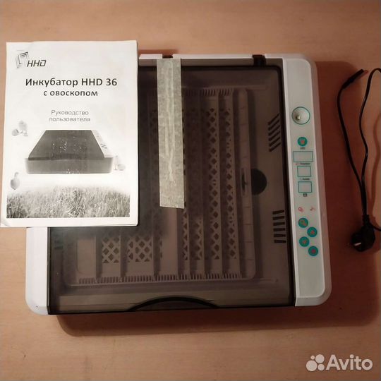 Инкубатор HHD